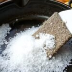 how to remove rust from skillet